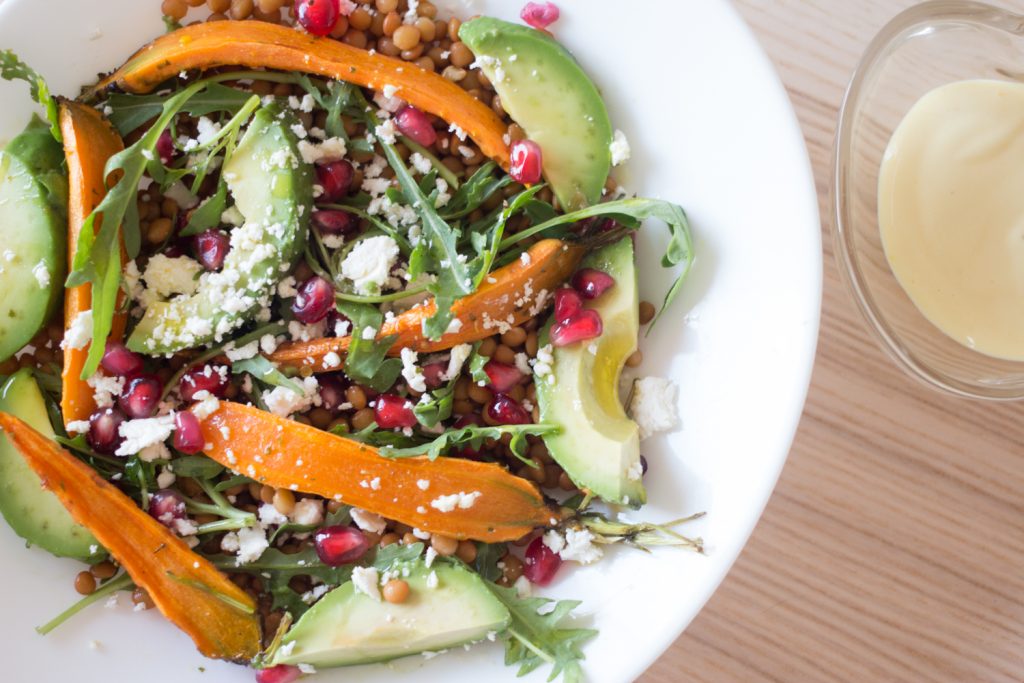 Ensalada de lentejas con zanahoria asada