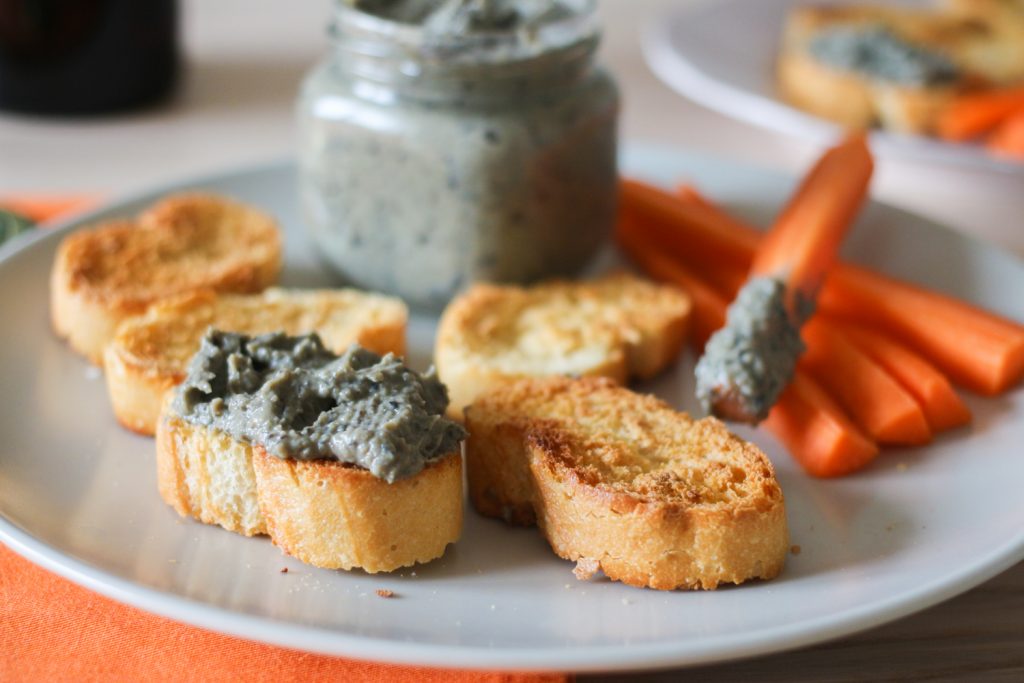 Tapenade con alcachofas